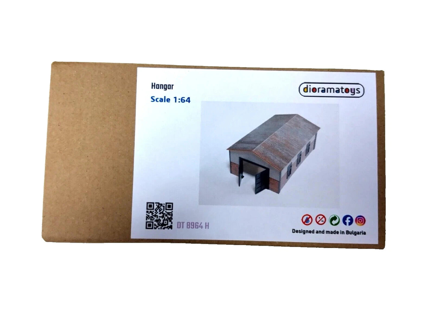 Auto Hangar - Scale 1:60/1:64 Car Garage Diorama Model Kit