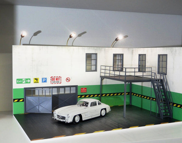 Two story garage with LED lights Scale 1:24 Diorama - model kit Size 1/24