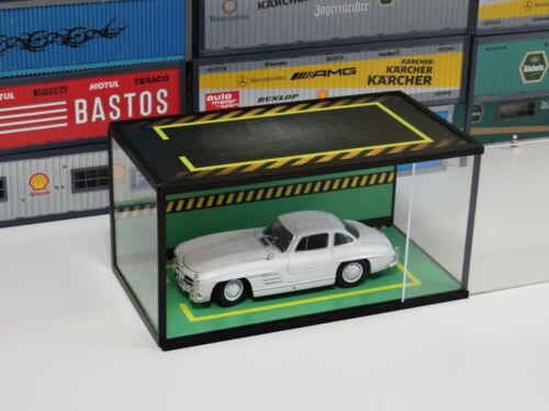 Diorama display