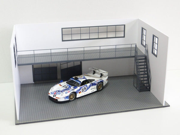 Miniature car display garage 1/18 scale