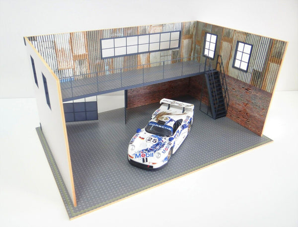 1:18 scale double-story garage for model car display scene