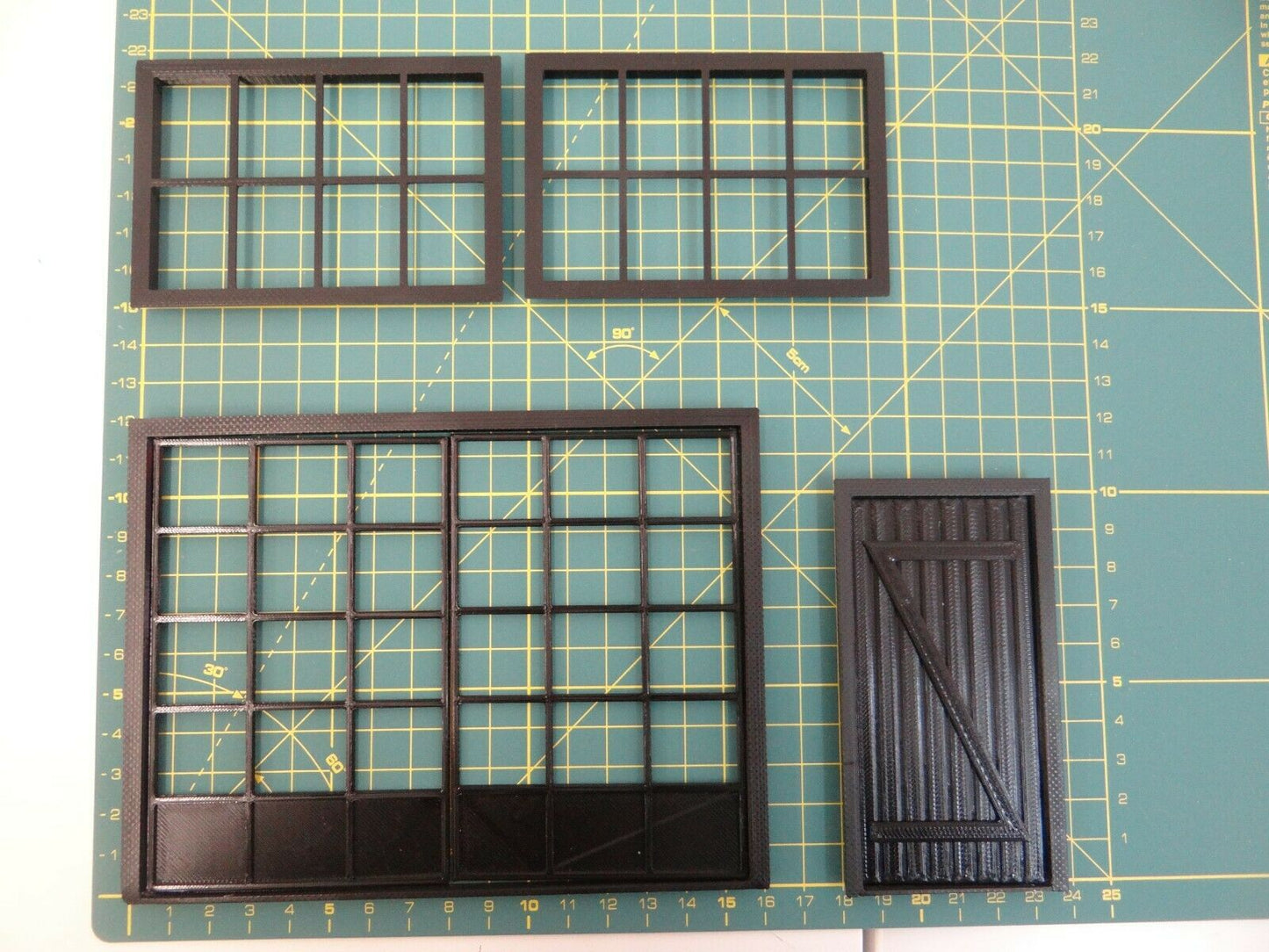 Set of doors and windows. Scale 1:18.