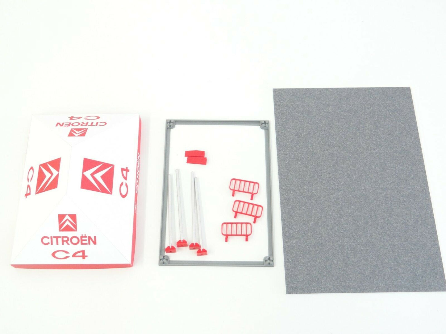 Diorama kits