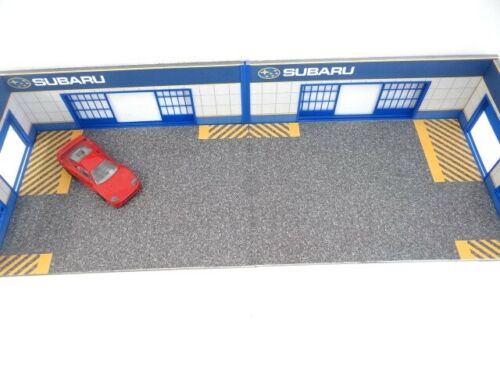 Diorama Model Kit Double Sports Car Garage Auto Services in Scale 1:43 NEW