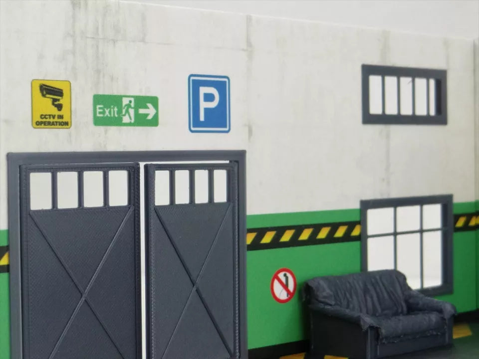 1:43 scale service garage diorama 
