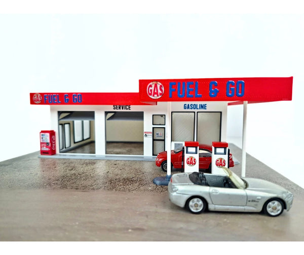 Realistic gas station diorama for 1:64 diecast model cars