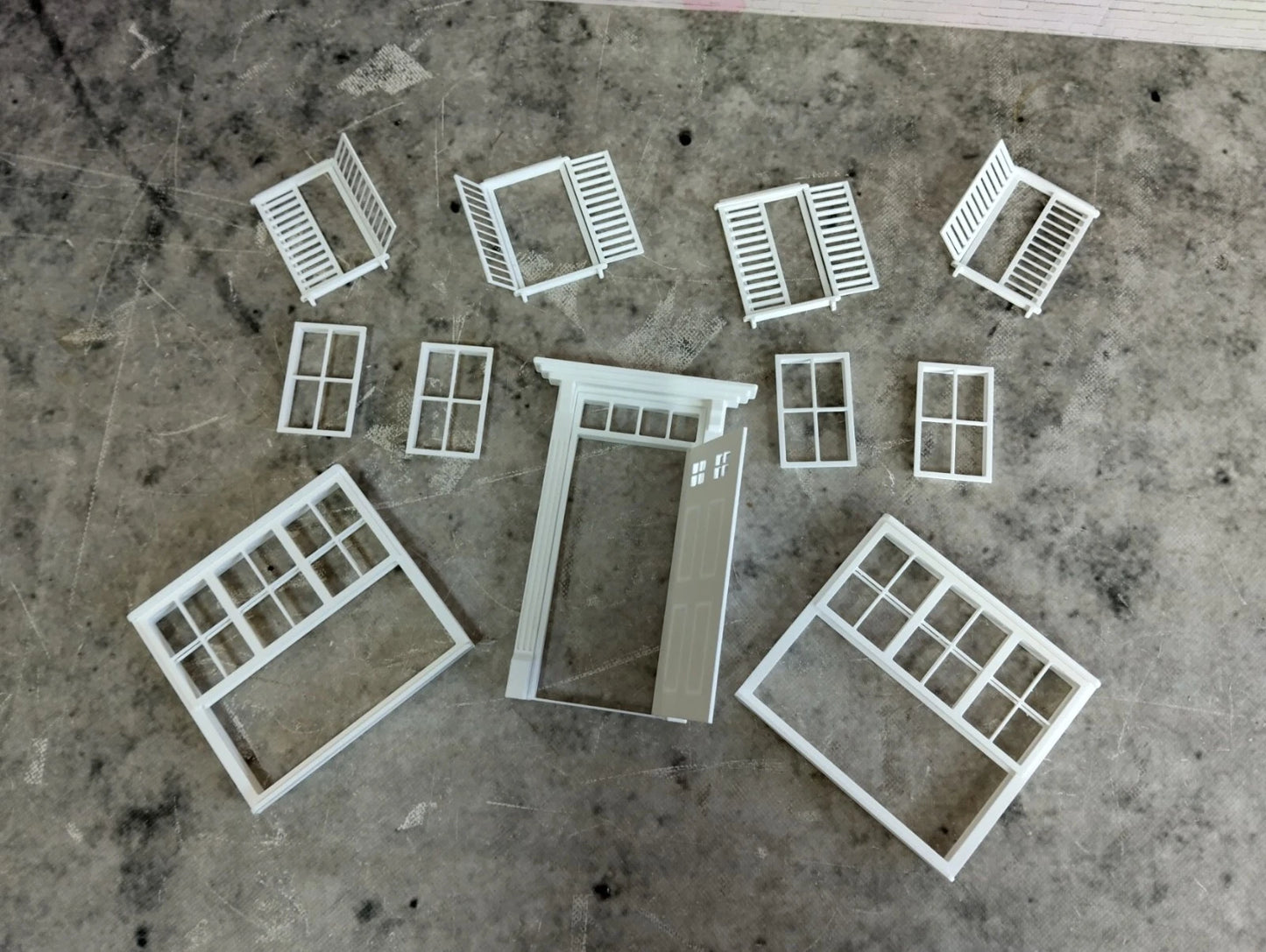 Diorama model building parts 1:18 scale Entry door and House windows