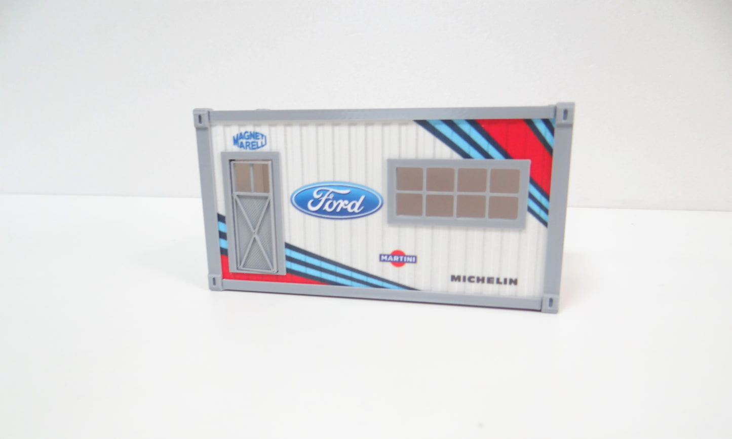 Diorama container