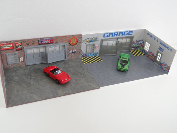 Diorama models Set of 2 auto service displays Scale 1:60 / 64 Miniature garages