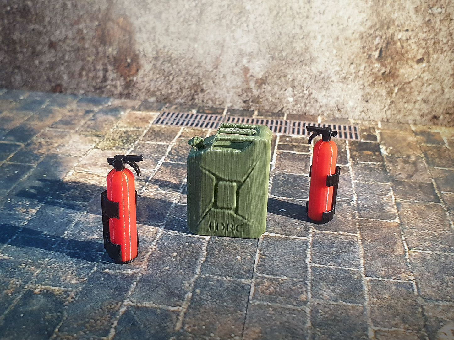 Fire extinguishers and petrol tube. Scale 1:18.