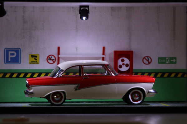 Acrylic model car display case - LED light 1/18 Underground parking 1:18 scale