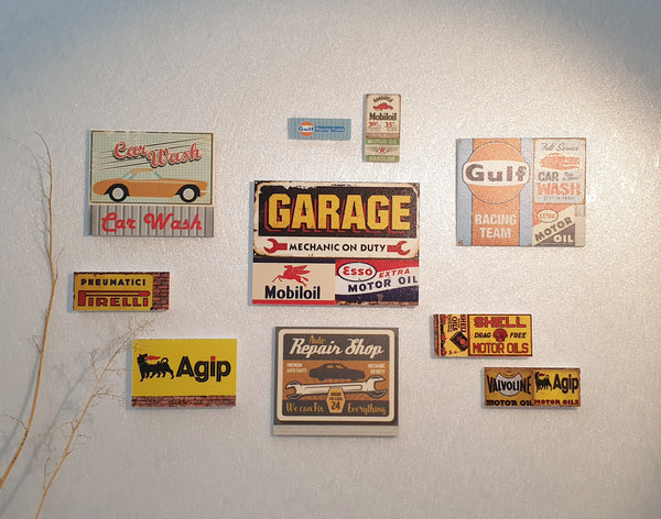 Diorama sets of advertising signs. Accessories for garage models. Diorama parts.