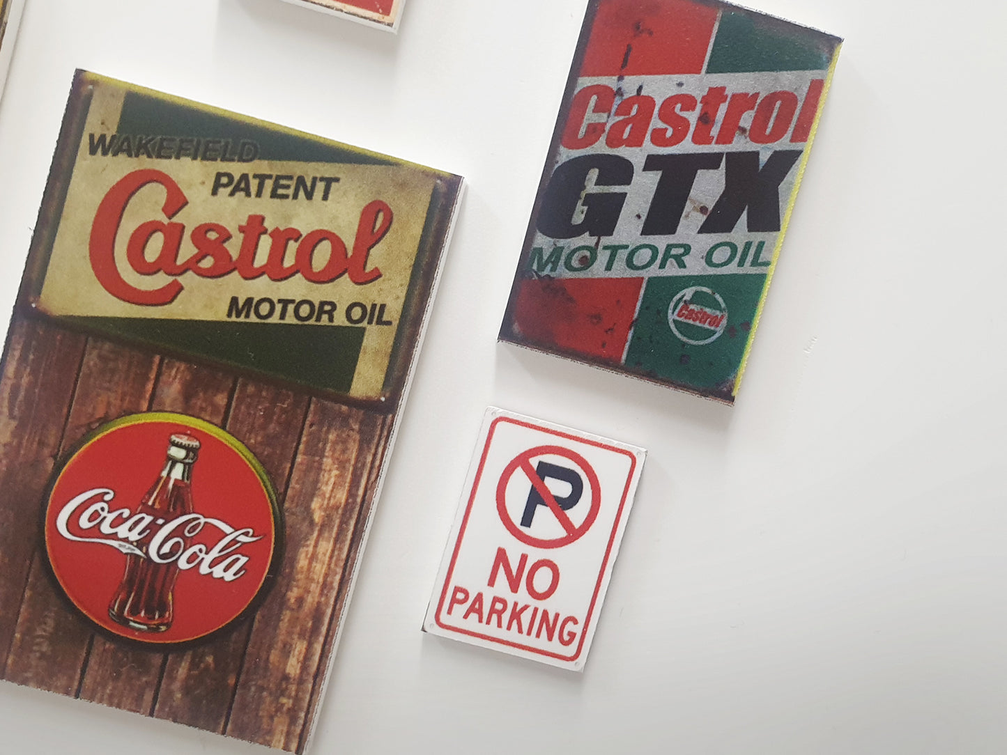 06 Set of advertising signs.