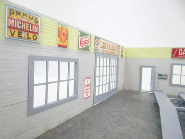 1:43 model garage kit
