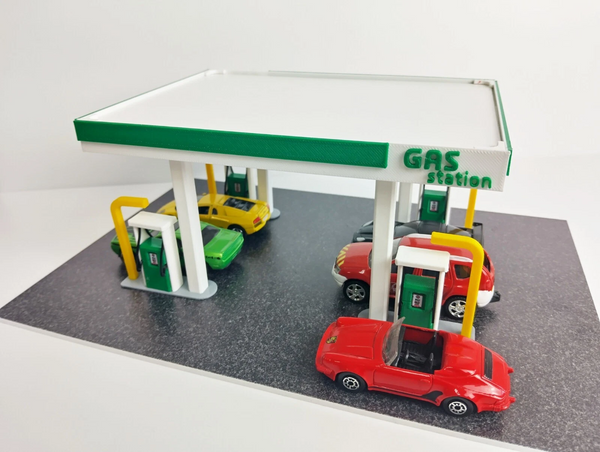 1:60 scale gas station model

