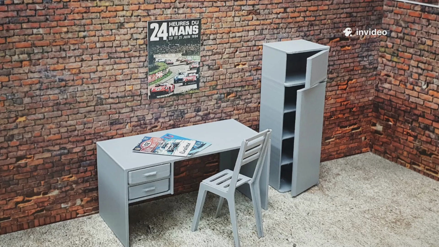 1:18 scale miniature office desk
