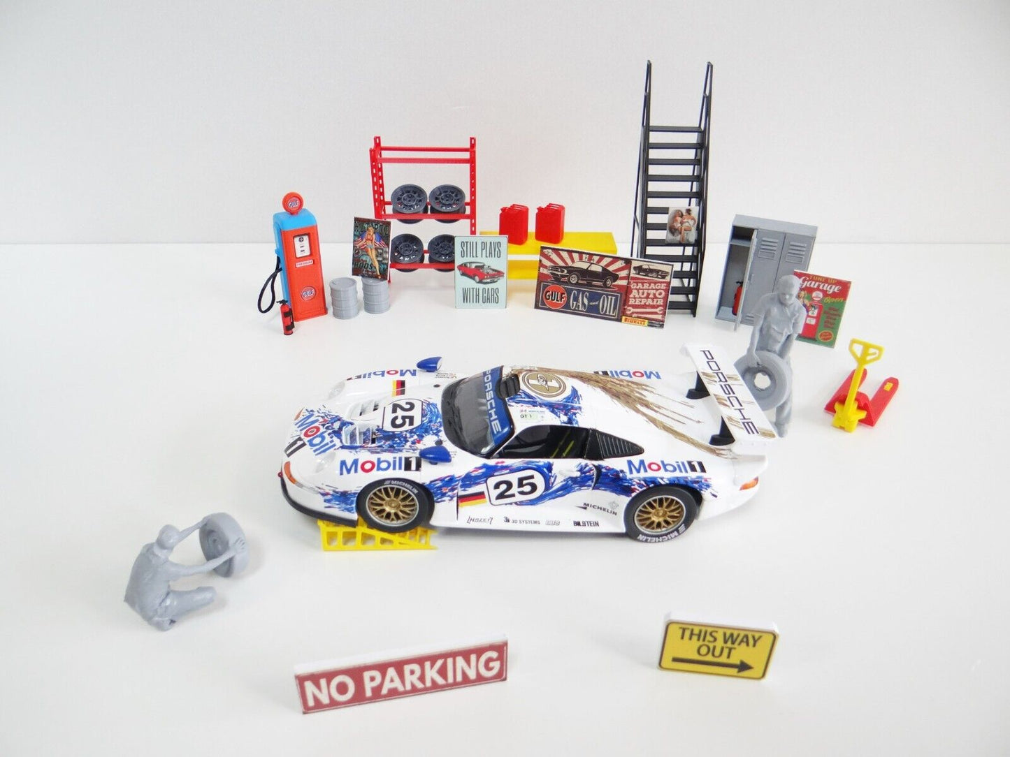 Diorama parts 