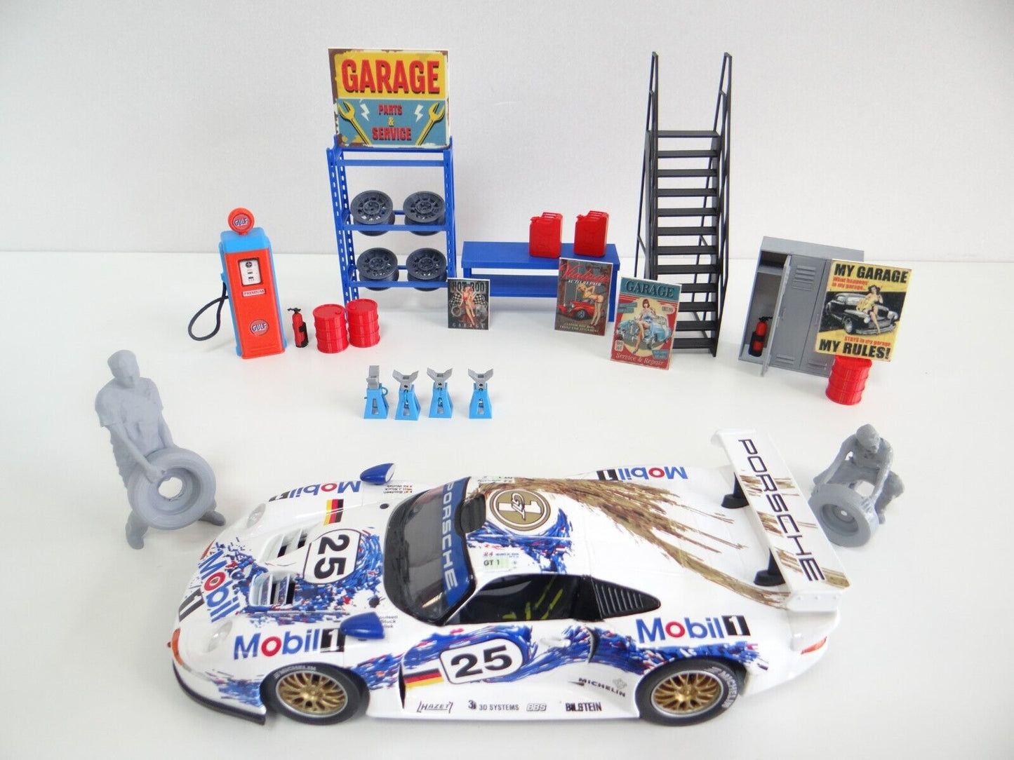 Diorama accessories