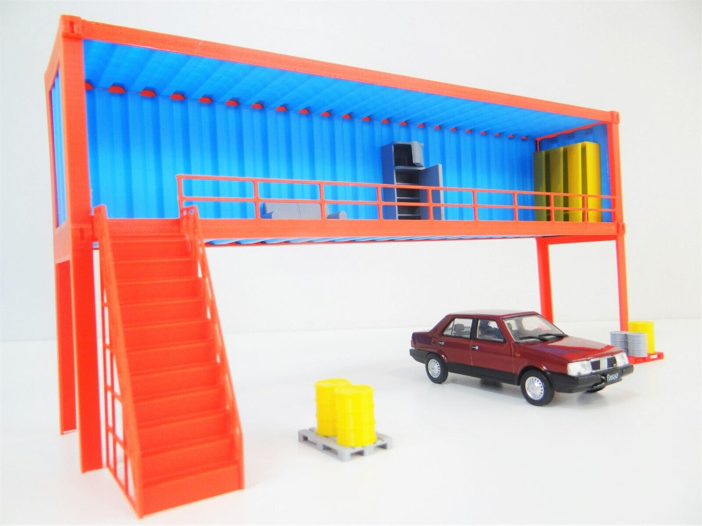 Diorama Tribune size 1:43