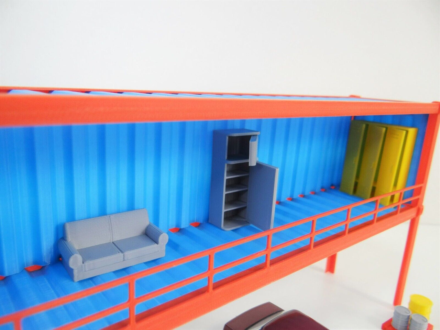 Unique diorama design