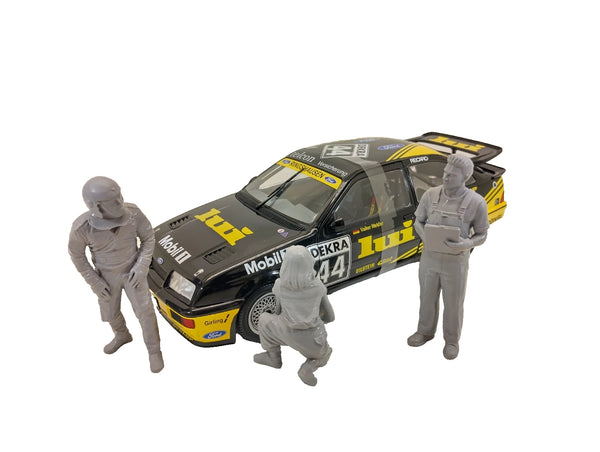 Mechanics and Car Racer Figures 1:18 Scale – Diorama Garage Accessories 1/18