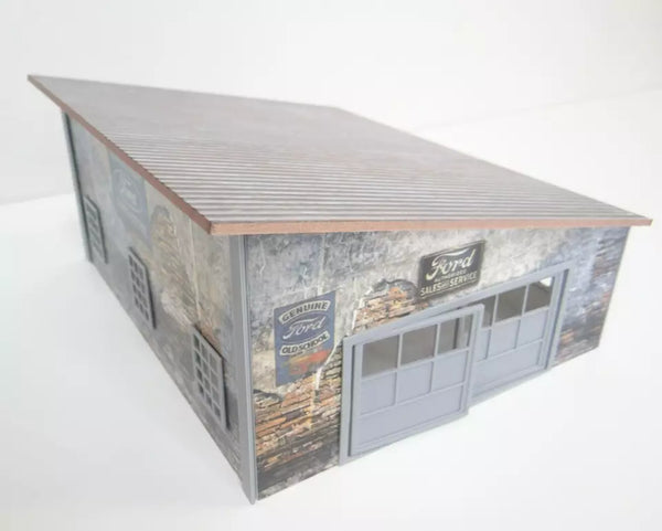 Old Auto Garage Diorama Model Kit – Mini Car Display Decoration 1:43 Scale