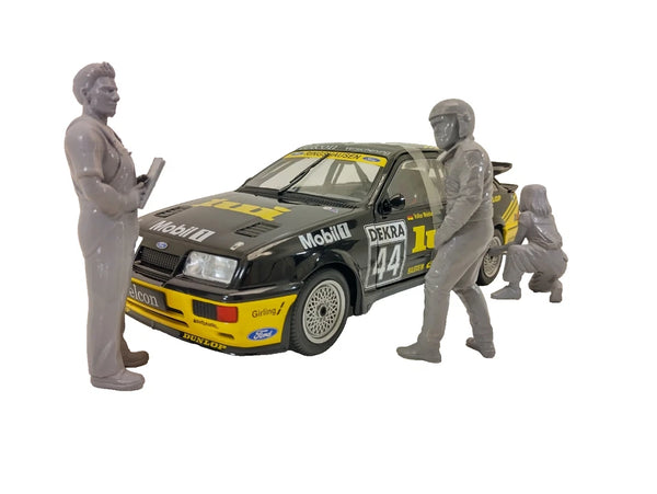 Mechanics and Car Racer Figures 1:18 Scale – Diorama Garage Accessories 1/18