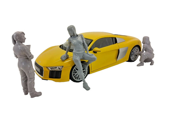 Mechanics Girls Figures – 1:18 Scale Diorama Accessories - Model Car Decoration