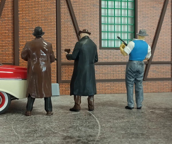1:18 Mobster Figures – Set of 3 Gangster Miniatures Diorama Accessory SIZE 1/18