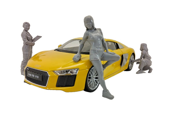 Mechanics Girls Figures – 1:18 Scale Diorama Accessories - Model Car Decoration