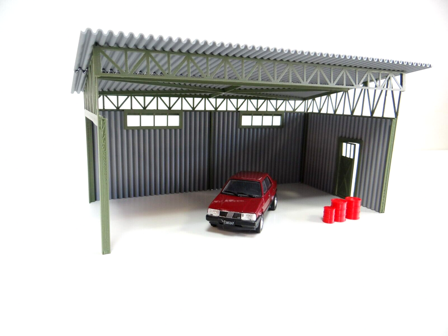 Metal shed garage 1:43 scale open diorama kit for model car display
