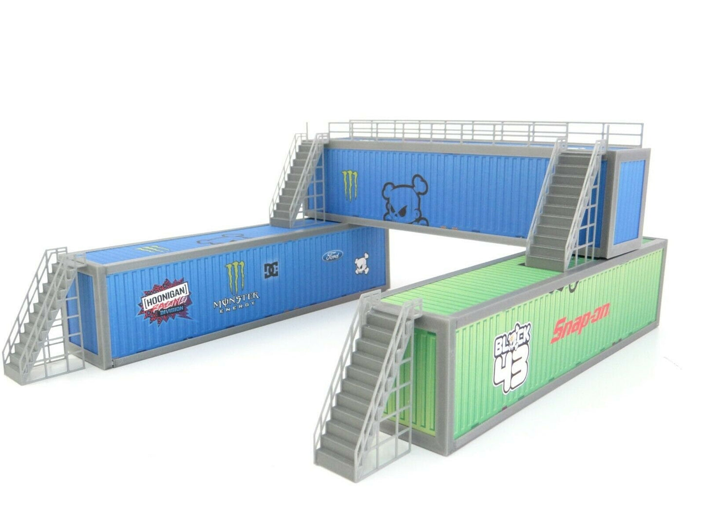 Diorama Container Garage