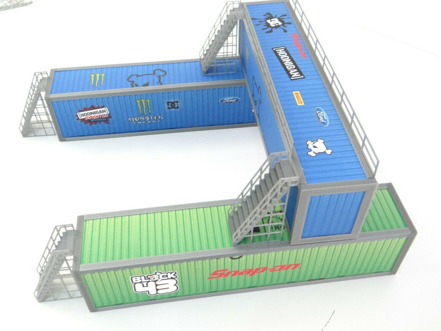 Diecast display Building