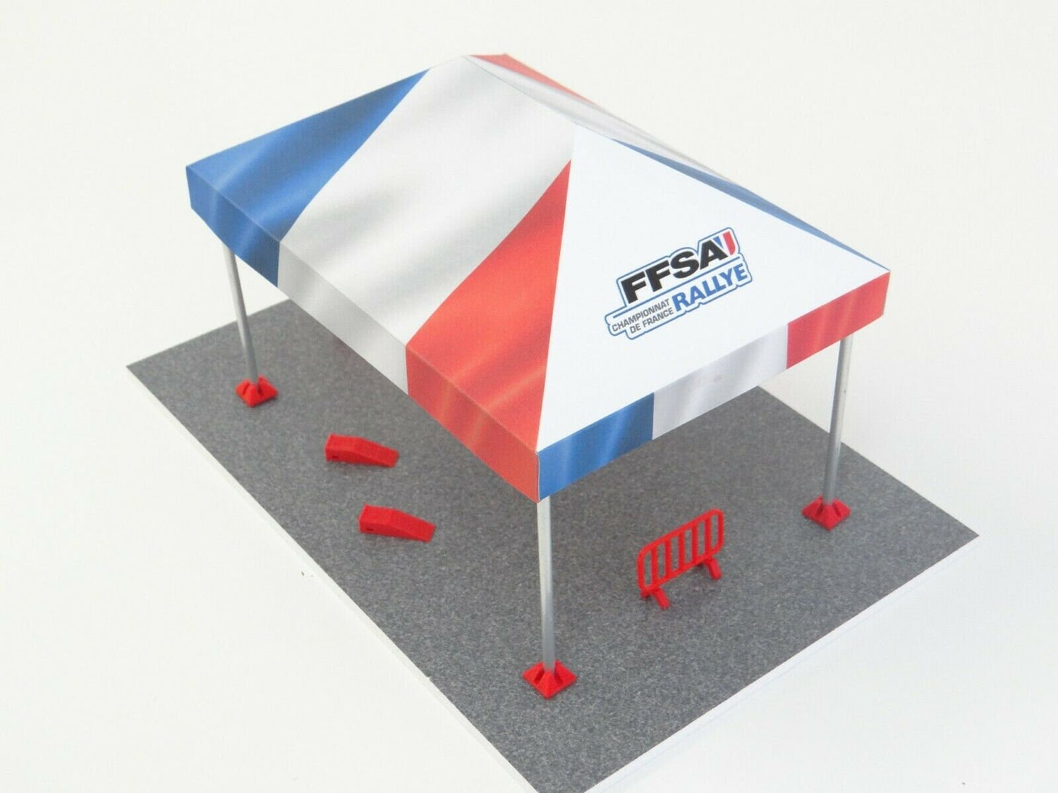 Diorama display 