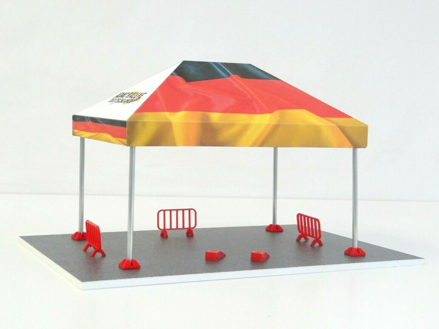 Miniature Model kit 1:43
