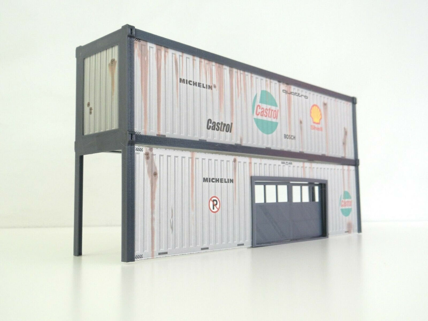Diorama display
