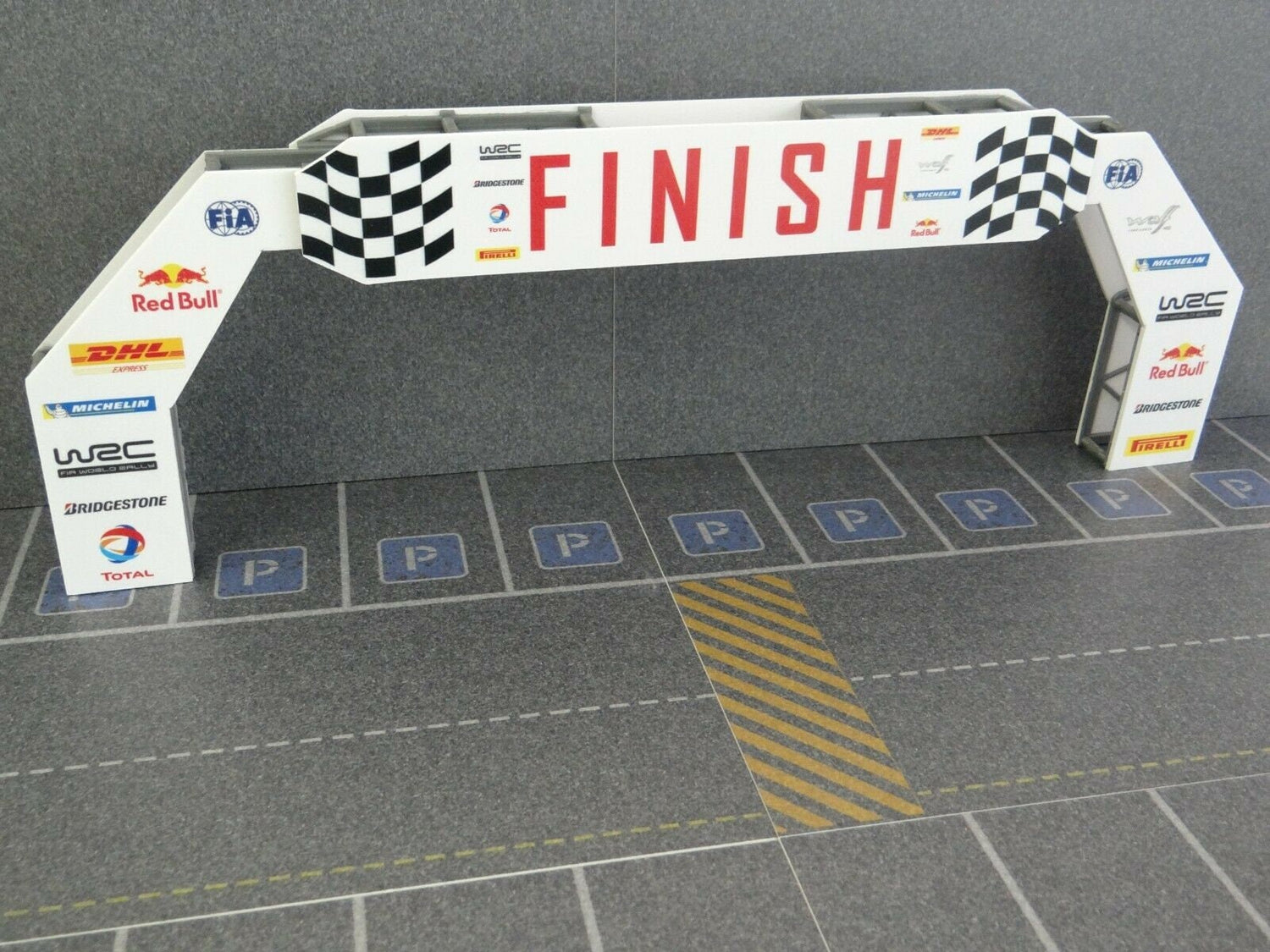 Miniature Model kit 1:43