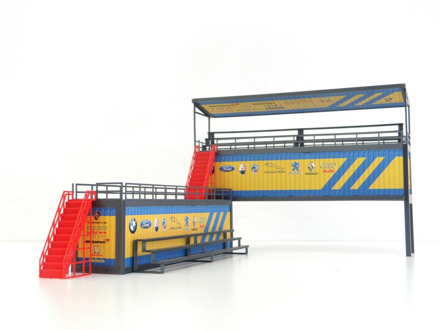 Diorama display 