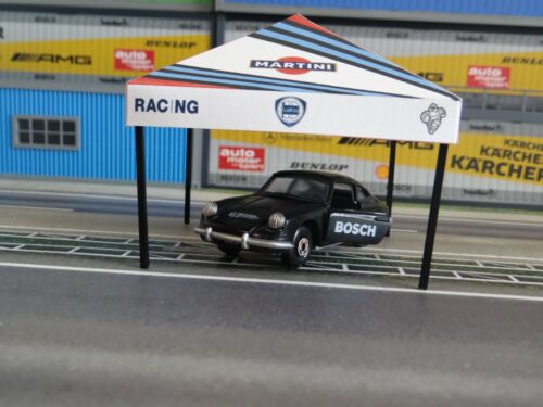 Diorama display