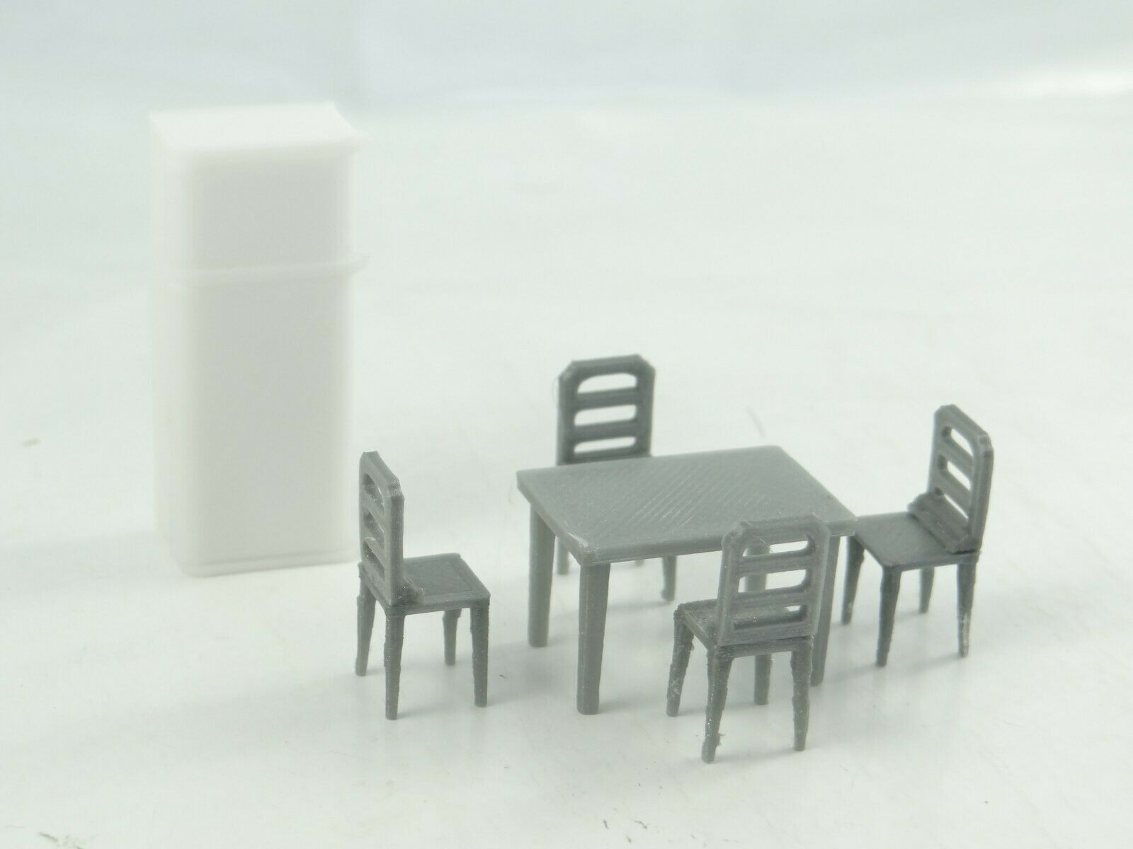 kitchen Furniture 1:43 Scale Refrigerator Table Chairs