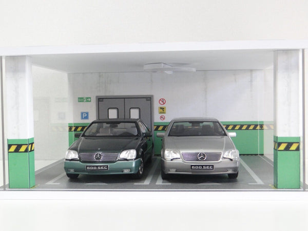 front view of 1:18 scale car display case