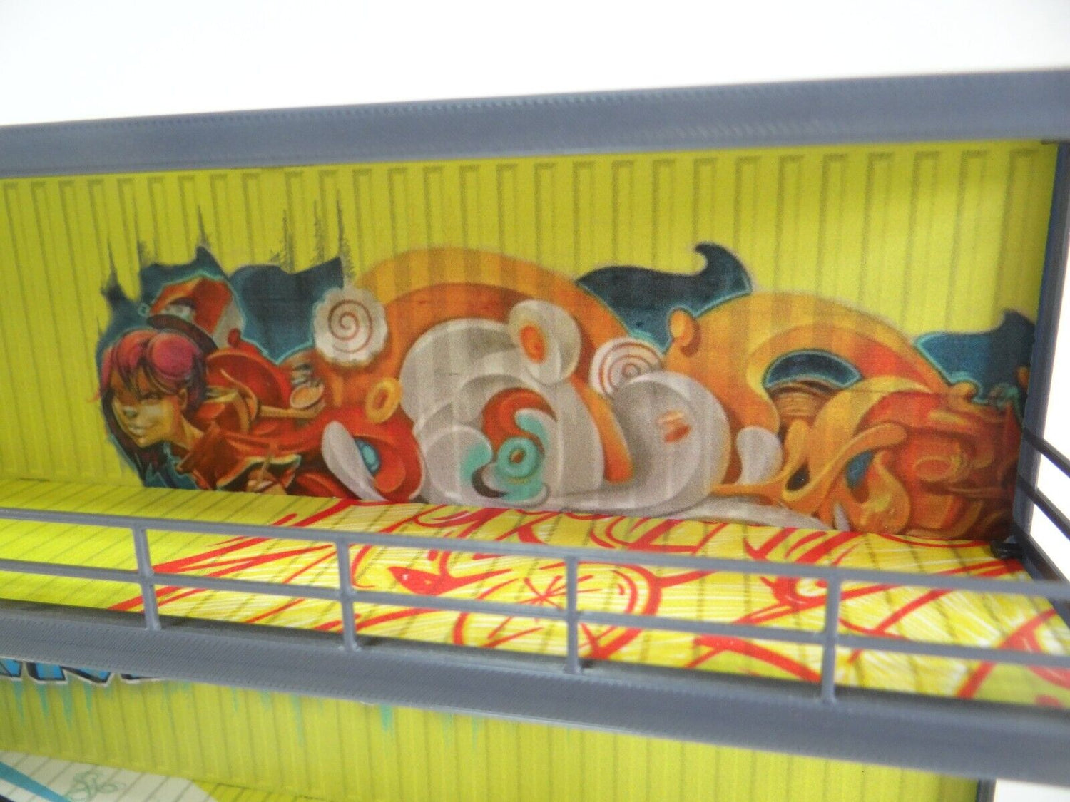 Unique diorama design