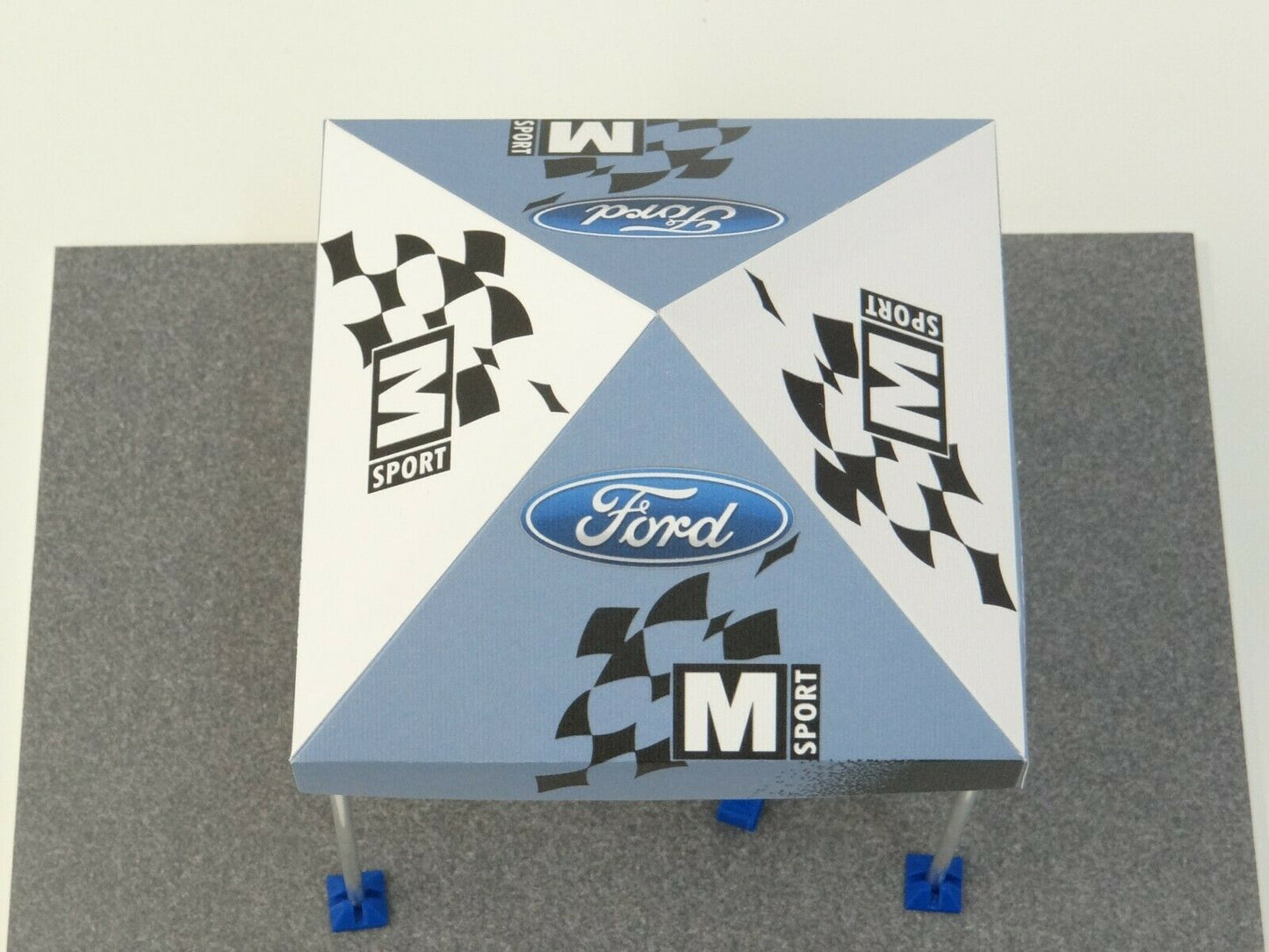Diecast Display