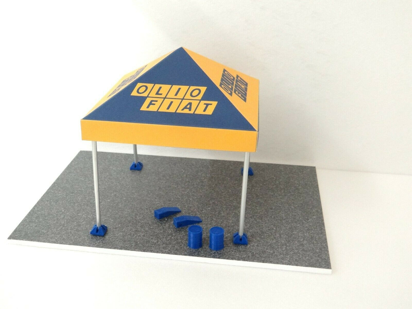 Diorama display