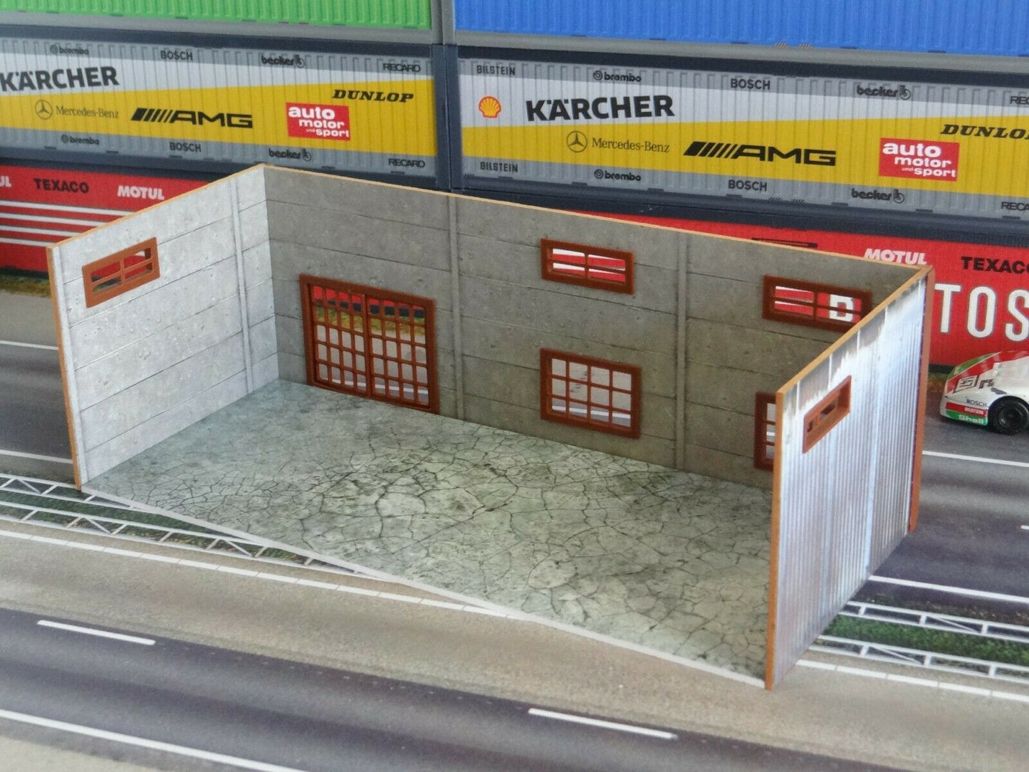Diorama display