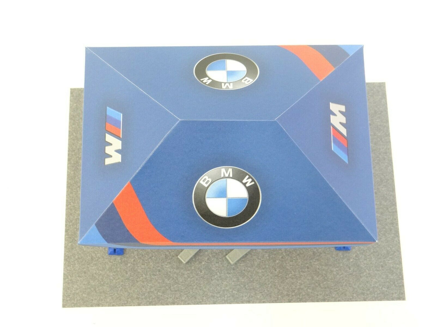 Diorama kits 1:43