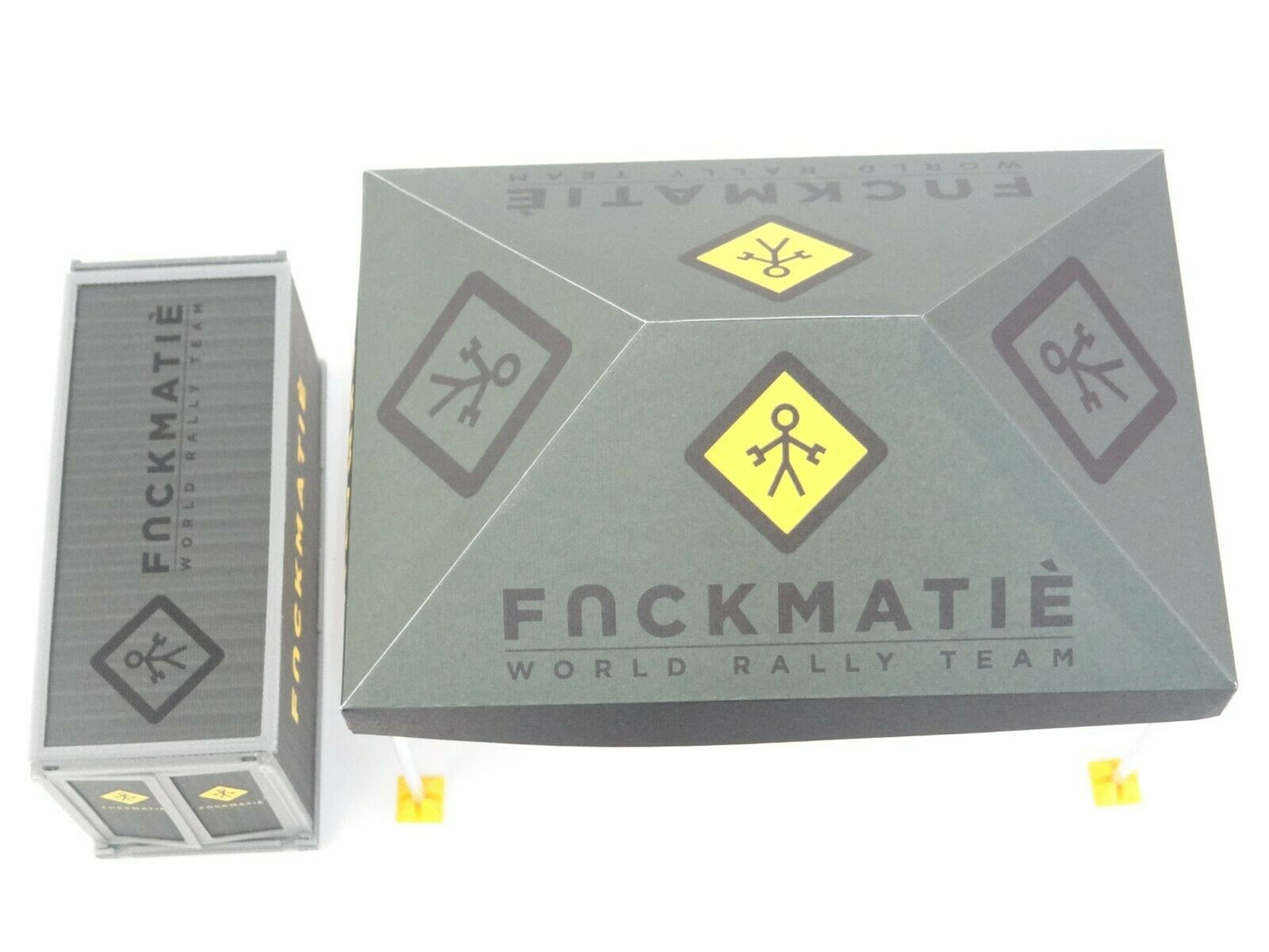 Diorama parts