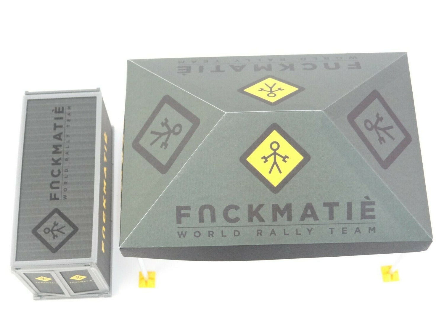 Diorama parts