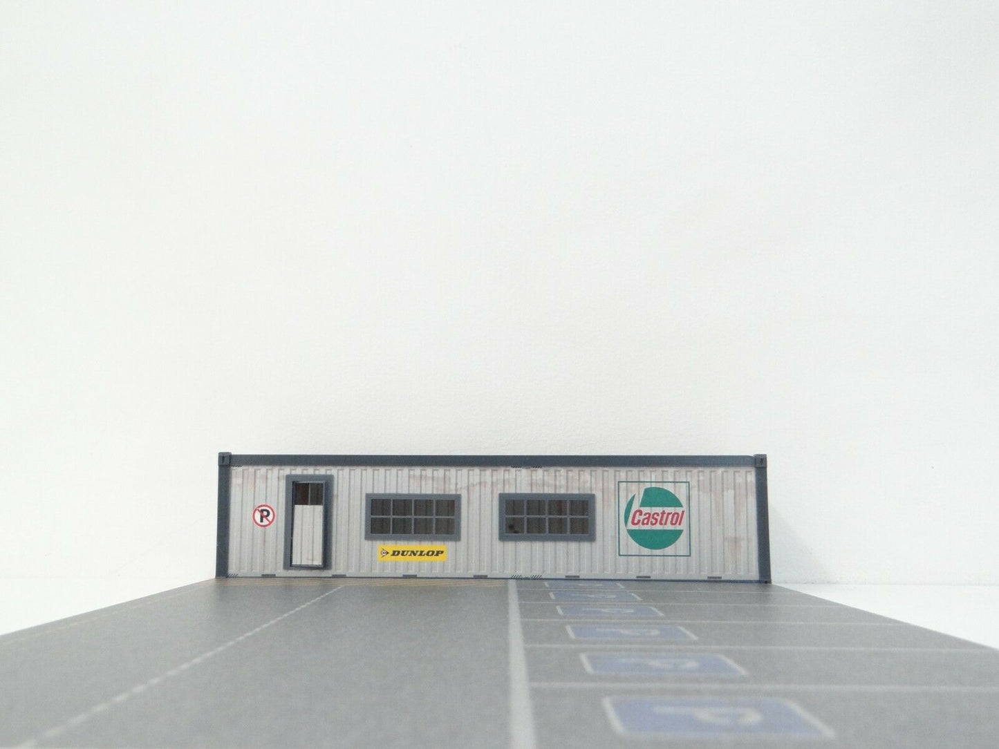 Diorama parking base with office container for model car display