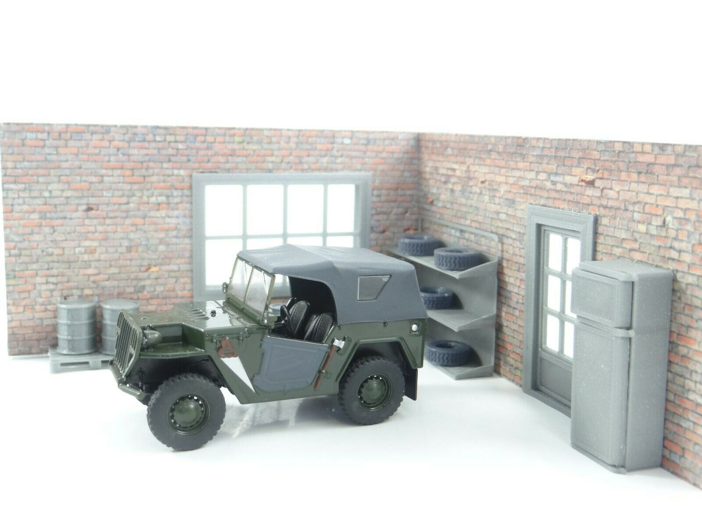 Car display 1:43